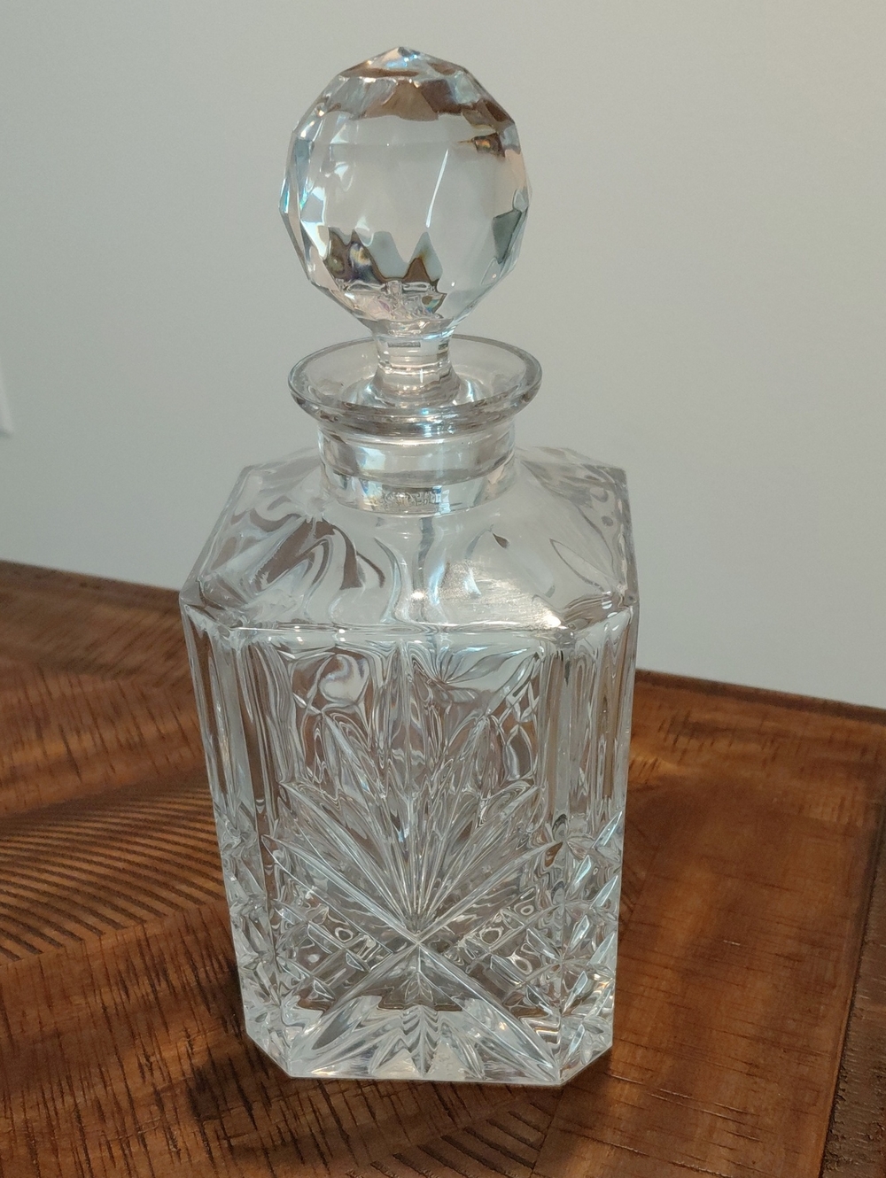 Mikasa Cavannah Crystal Decanter with Faceted Stopper - Clear